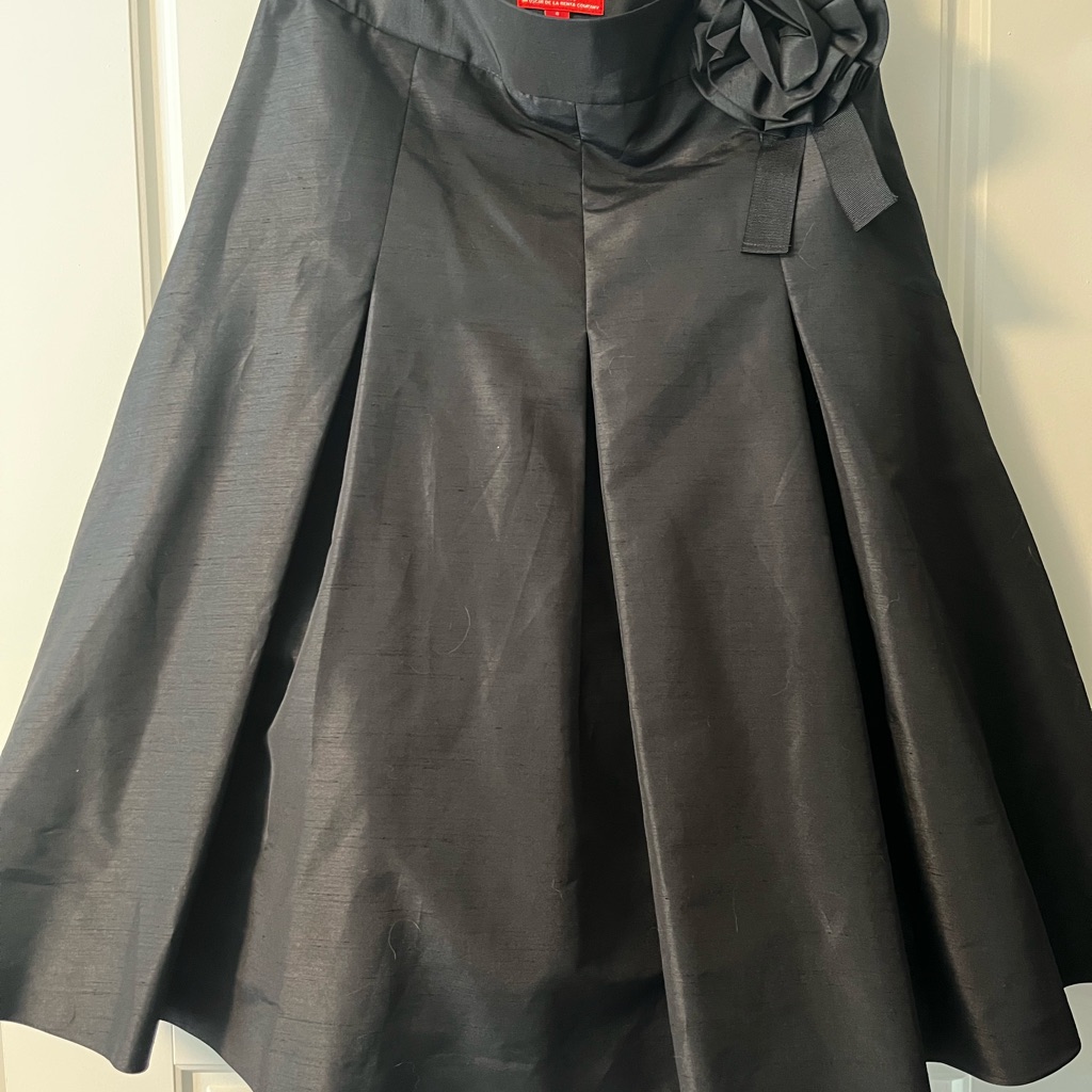Oscar De La Renta Black Circle Skirt With Rosette Waist